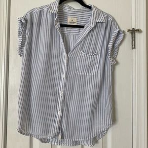American Eagle Short Sleeve Plaid Shirt